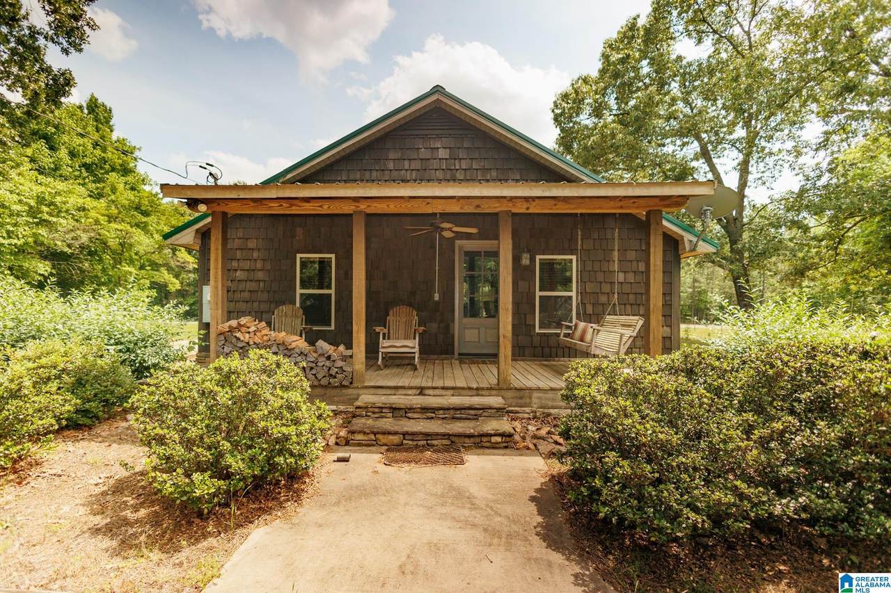 2710 White Plains Road - Photo 1