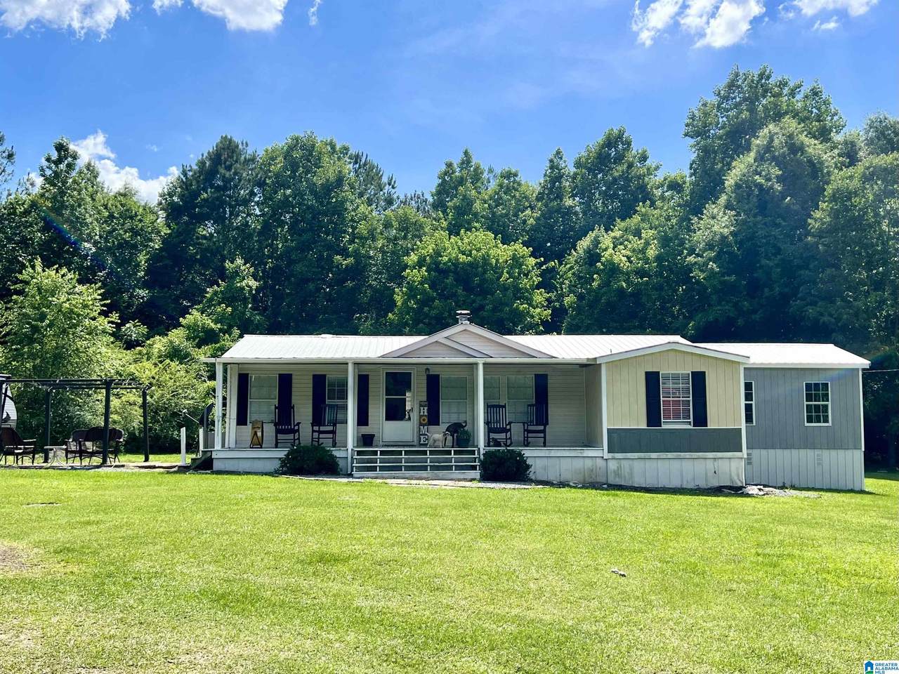 621 Cedar Creek Drive - Photo 1