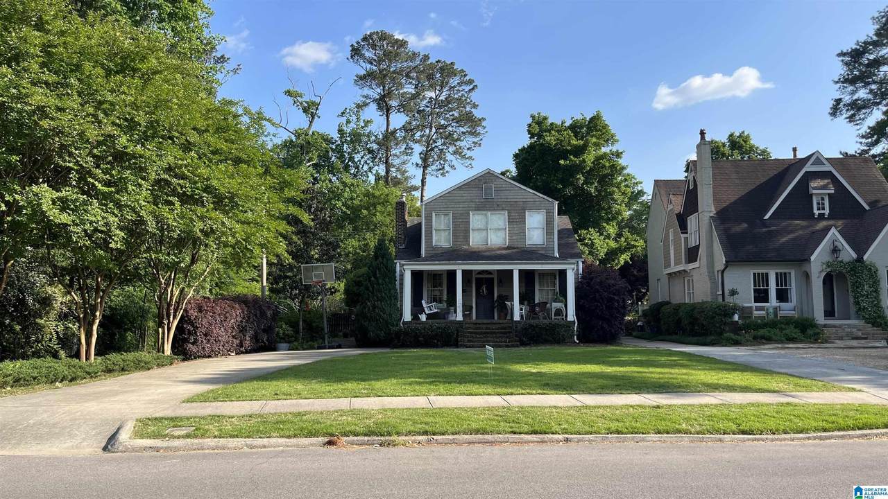 1523 Roseland Drive - Photo 1