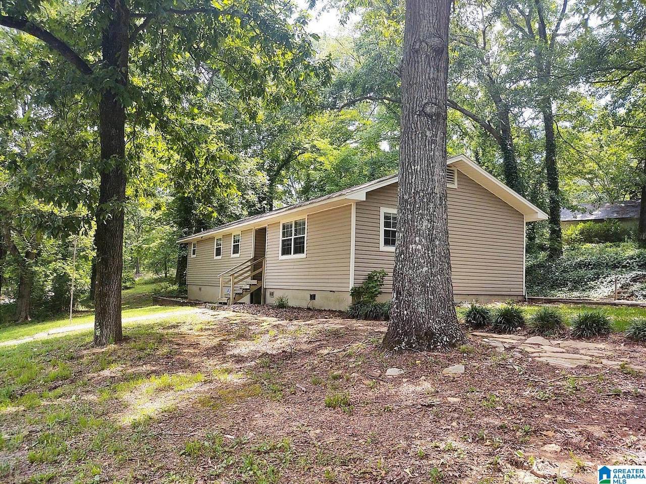 444 Brothers Avenue - Photo 1