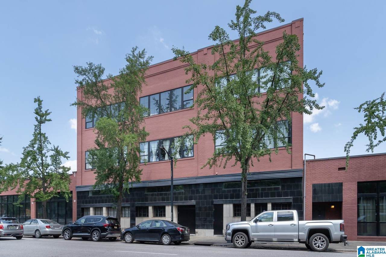 2412 2ND AVENUE - Photo 1