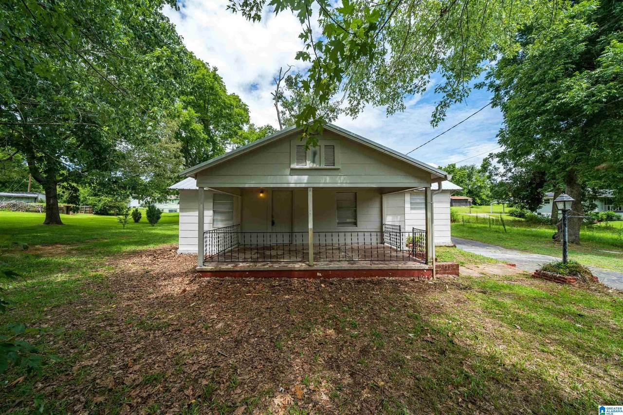 1490 Lilly Lane - Photo 1