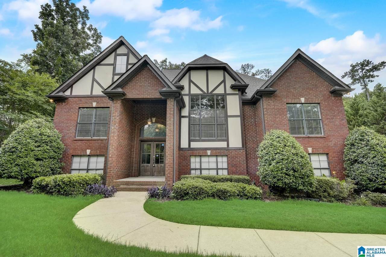 221 Thoroughbred Lane - Photo 1