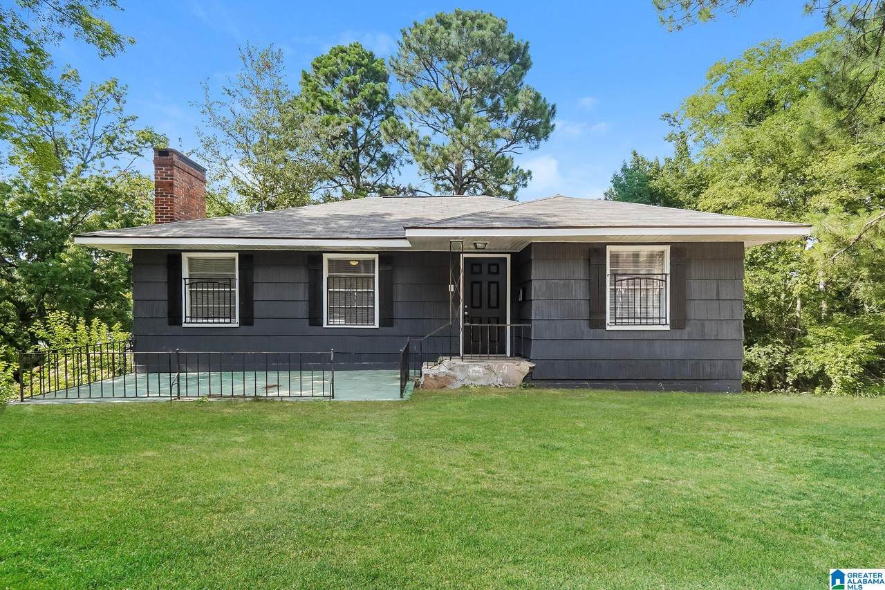 4300 8TH AVENUE - Photo 1