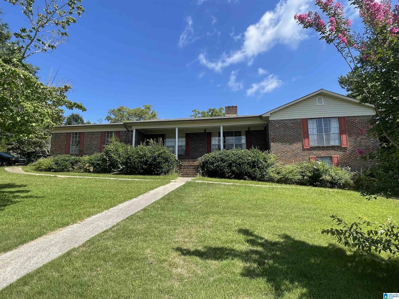 121 Green Street - Photo 1