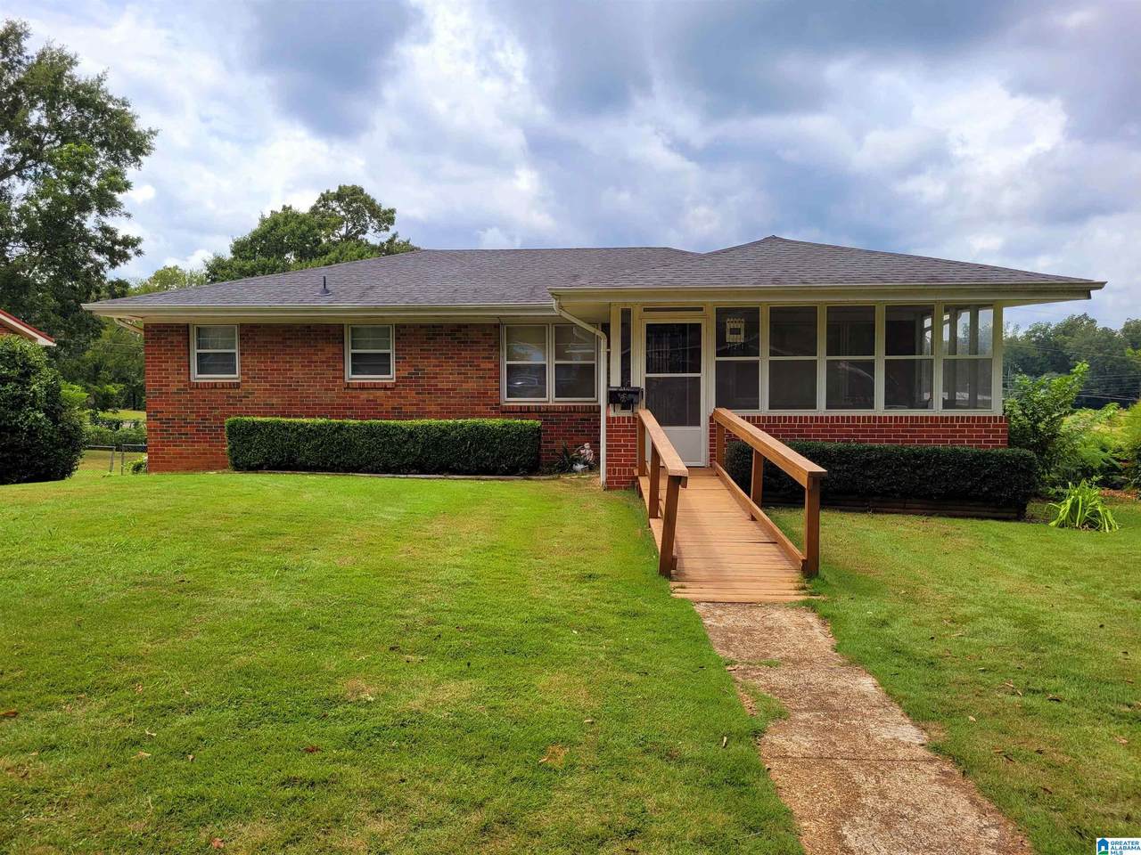 721 Patricia Avenue - Photo 1