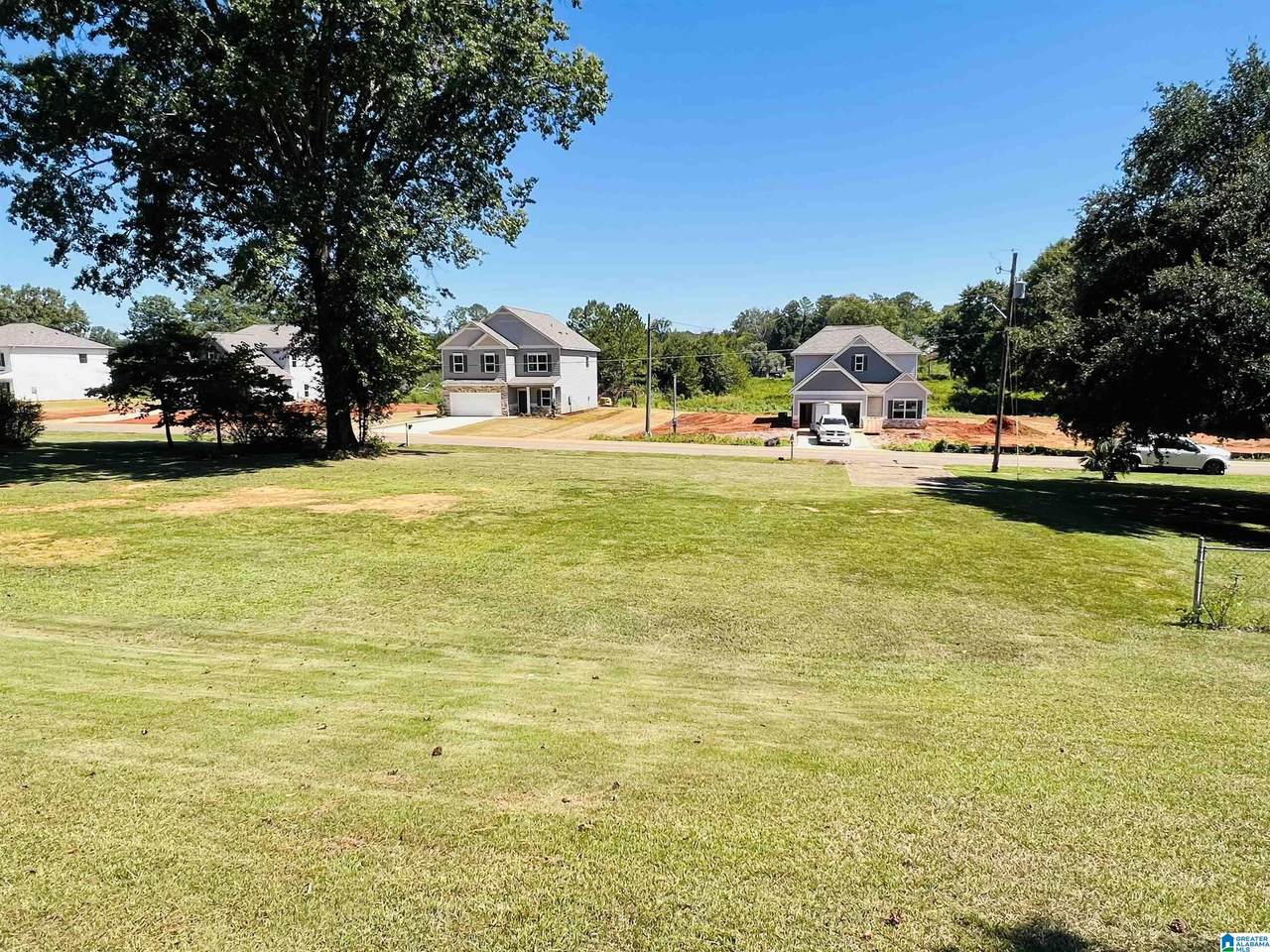 1507 Valley Brook Drive Southwest - Photo 1