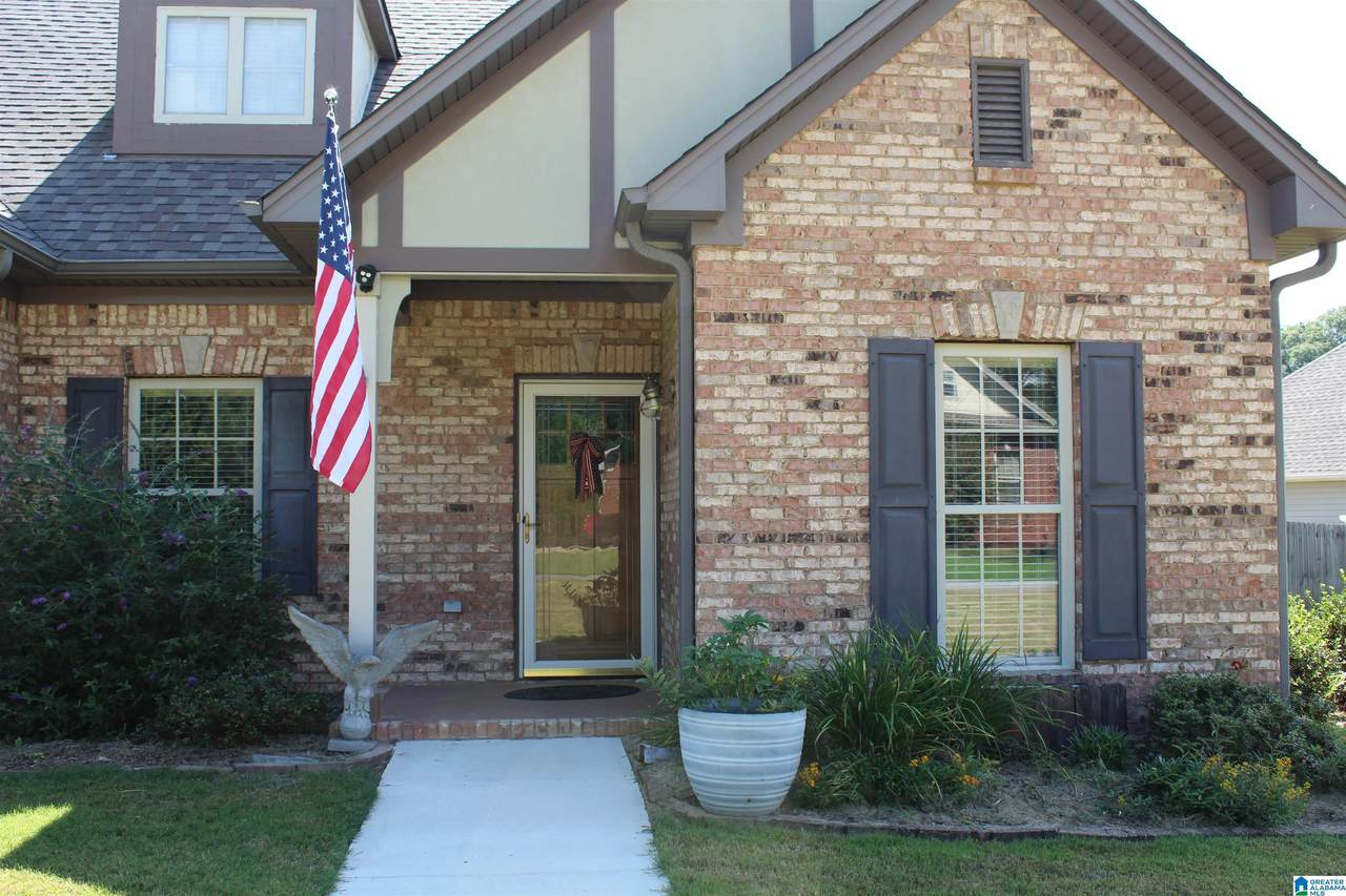 145 Gina Court - Photo 1