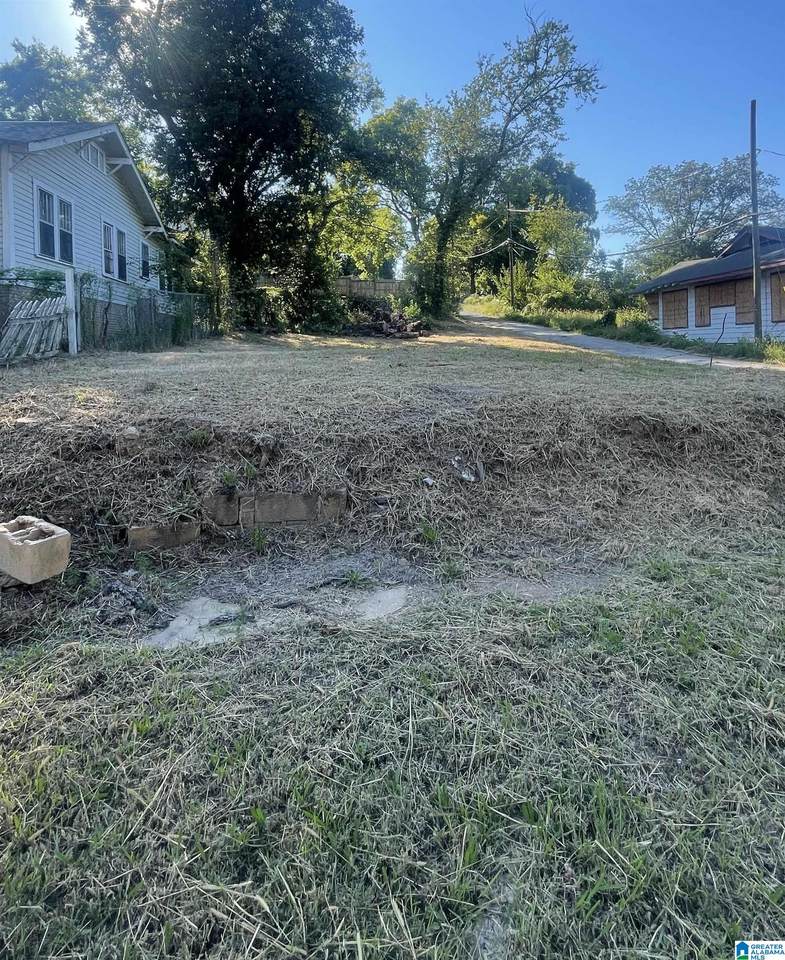 1512 36TH STREET - Photo 1