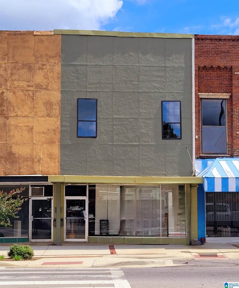 102 Court Square - Photo 1