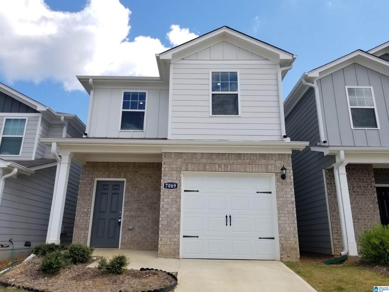7069 Broad Street - Photo 1