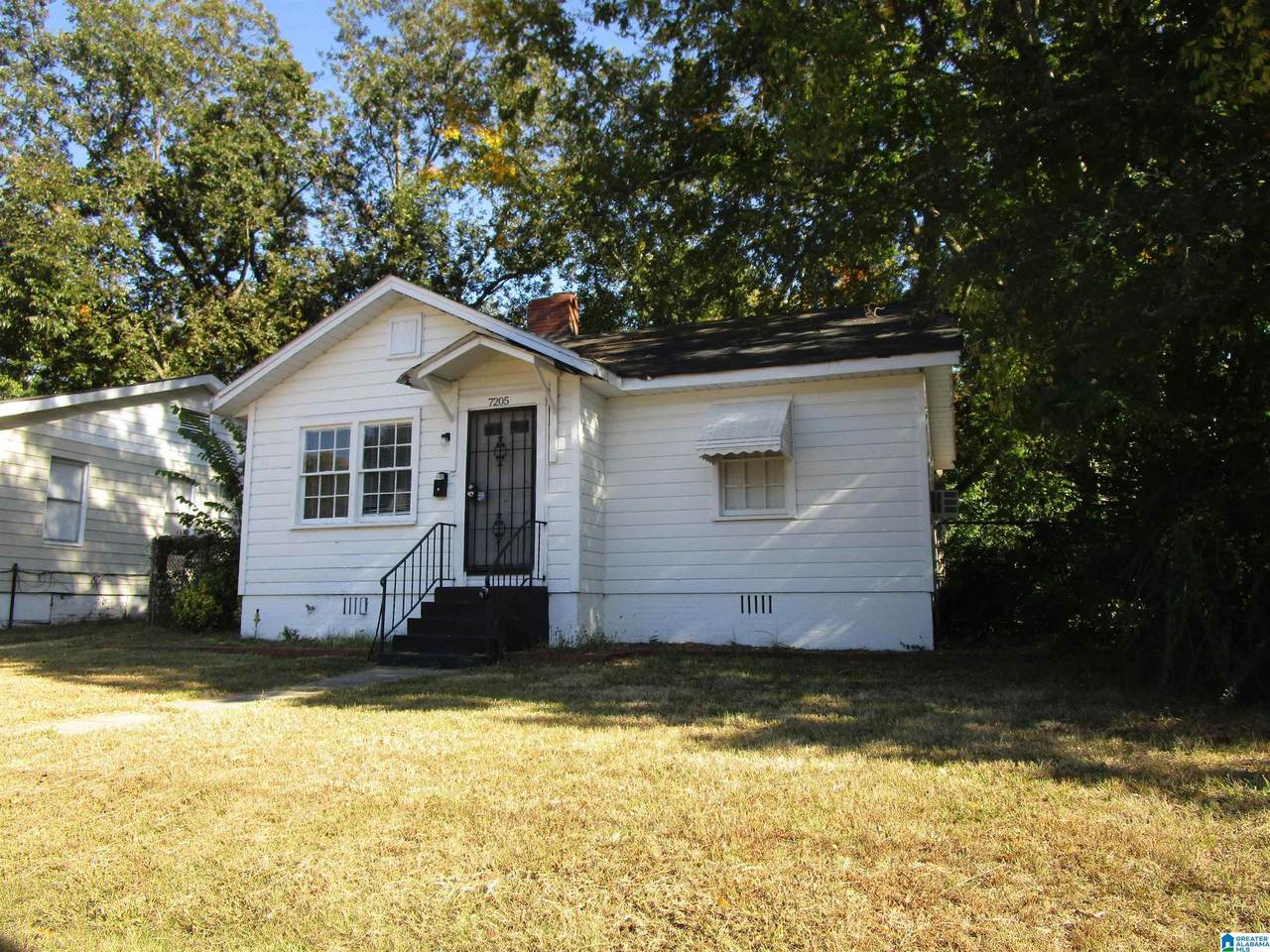 7205 2ND AVENUE - Photo 1