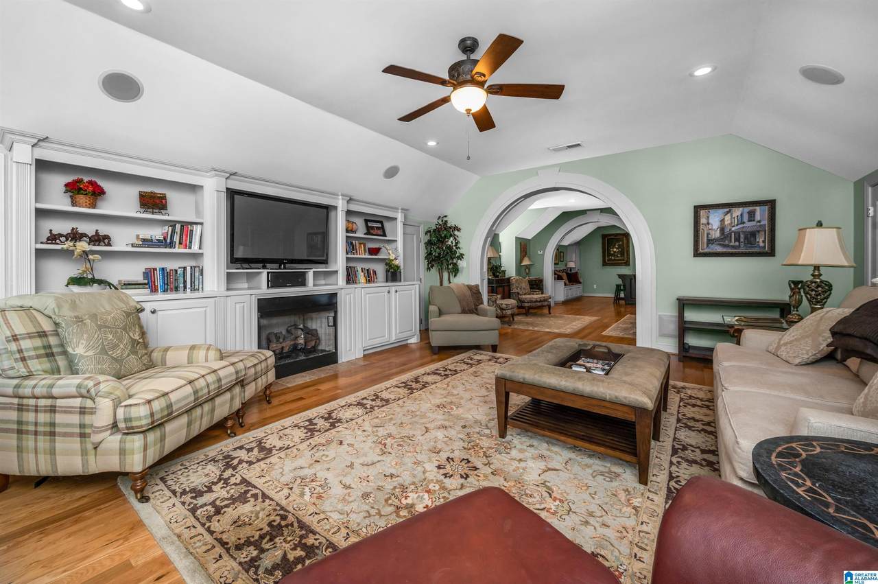 1310 Alford Avenue - Photo 1