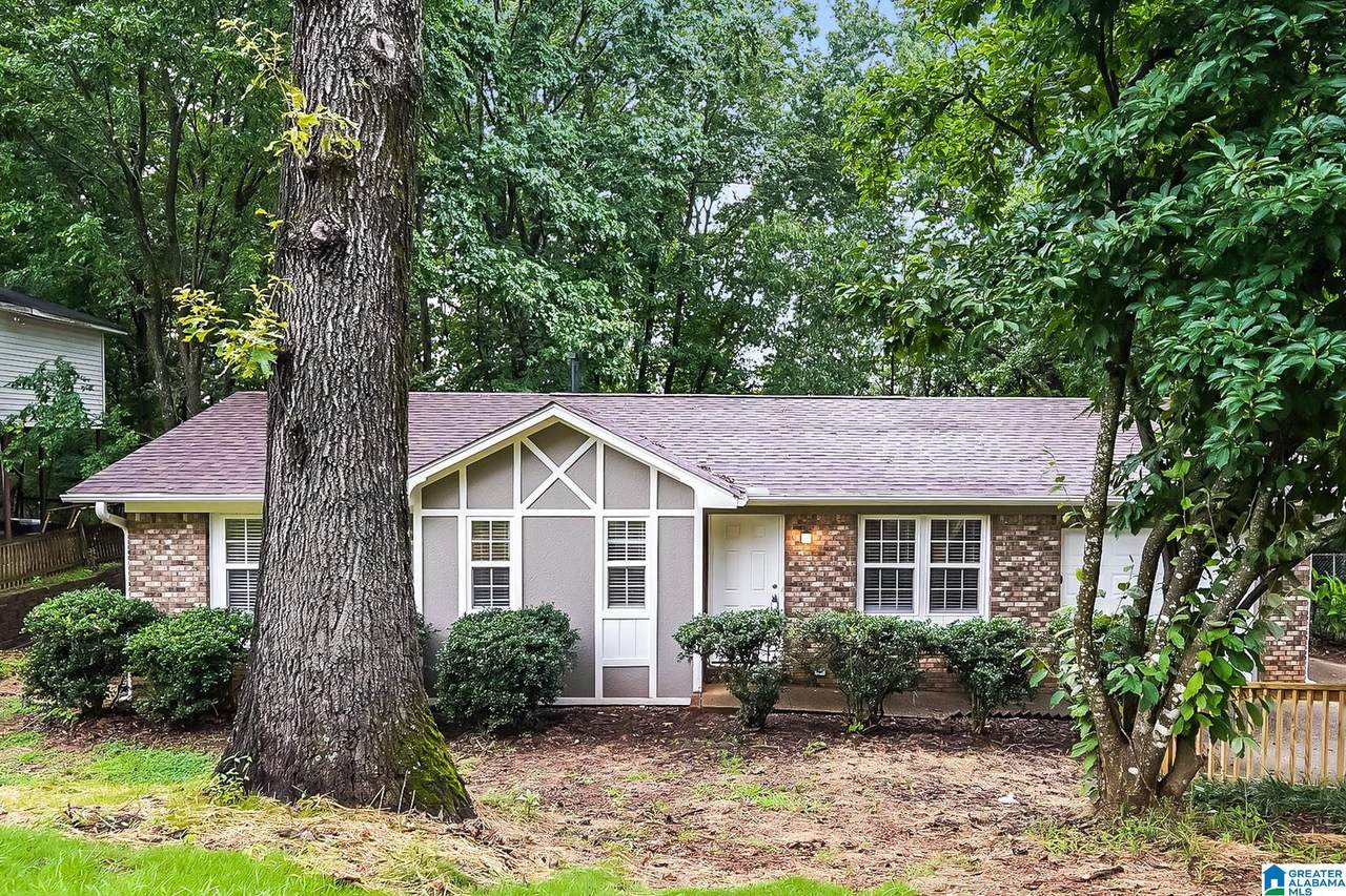 18 Moonglow Drive - Photo 1