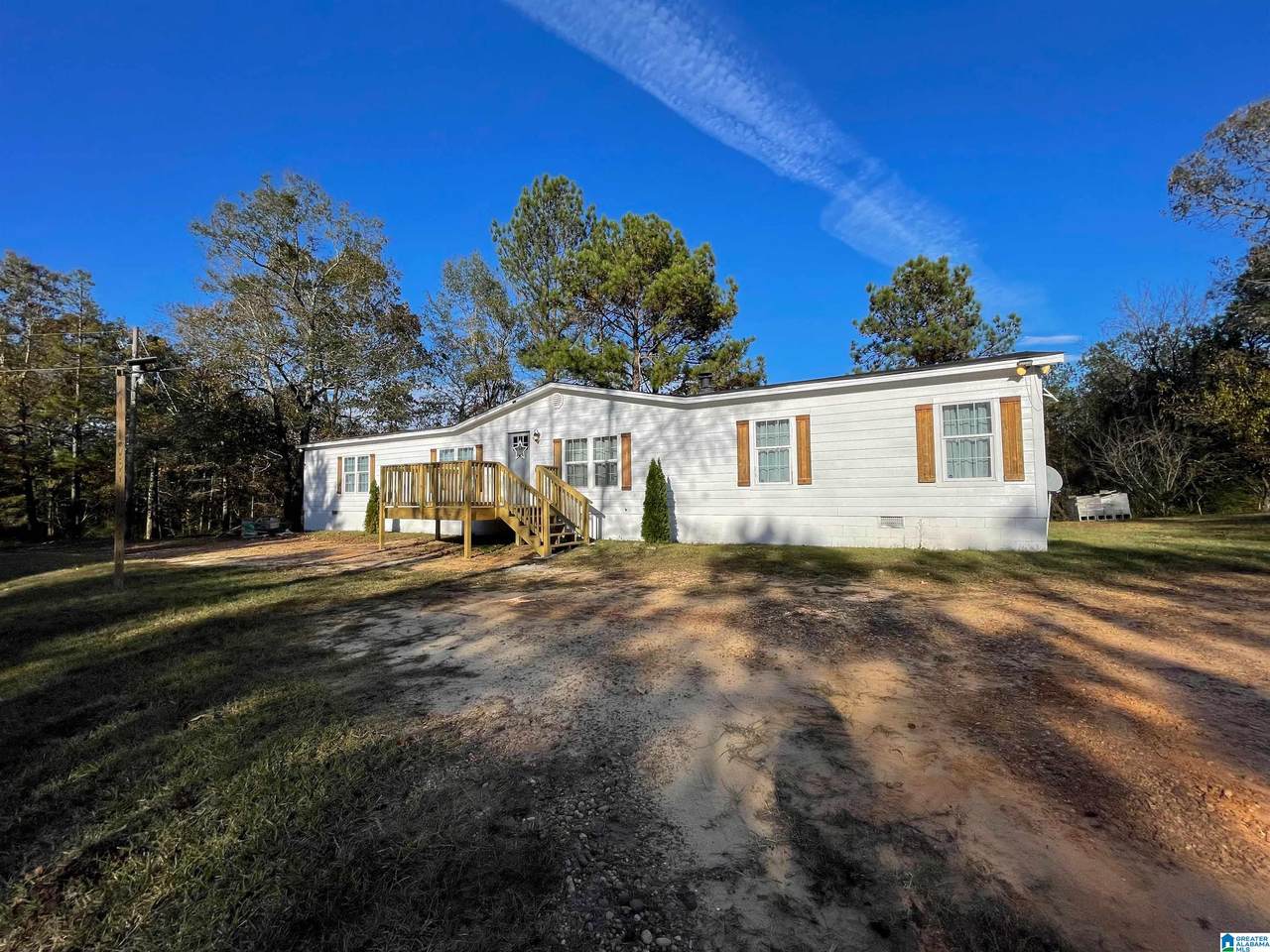 1600 Highway 31 - Photo 1