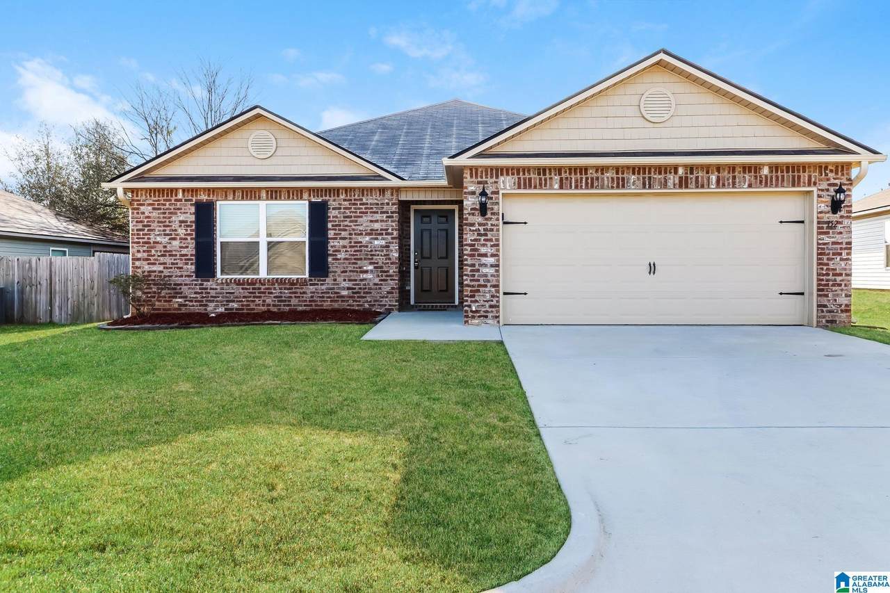152 Cambridge Park Drive - Photo 1