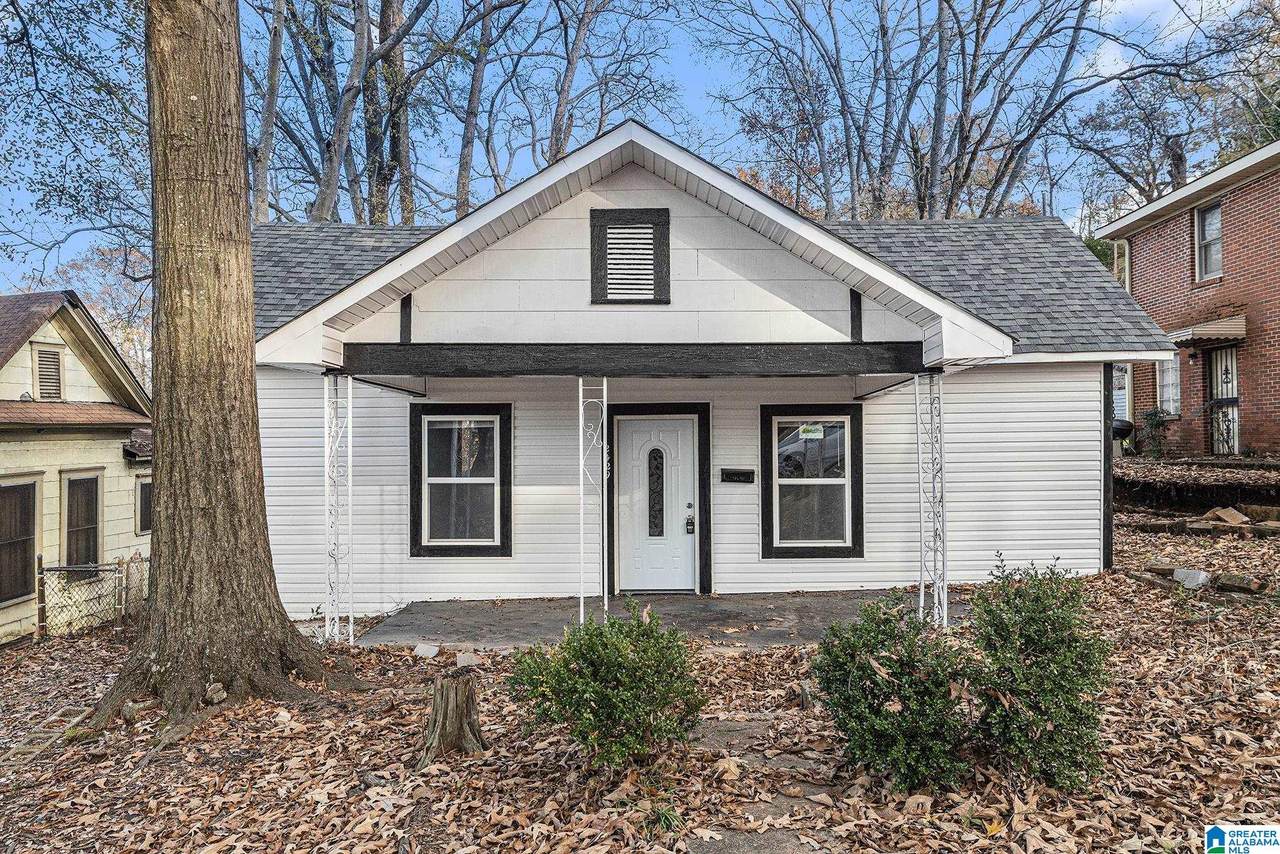 2429 Avenue T - Photo 1