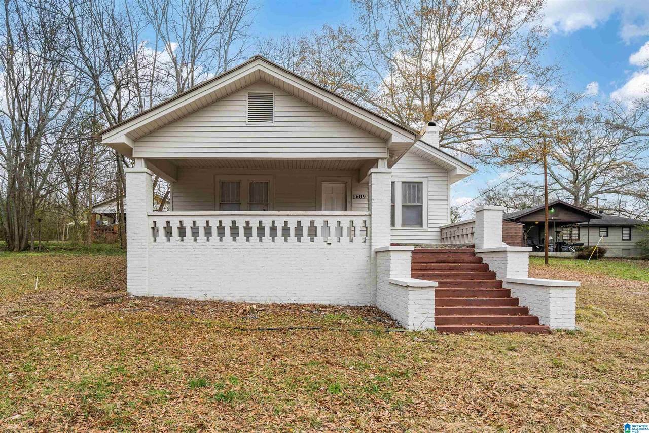 1609 Cherry Avenue - Photo 1