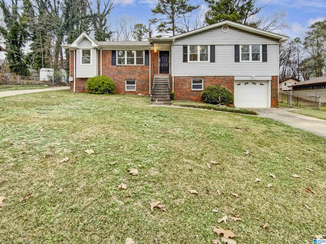 208 Saturn Lane - Photo 1