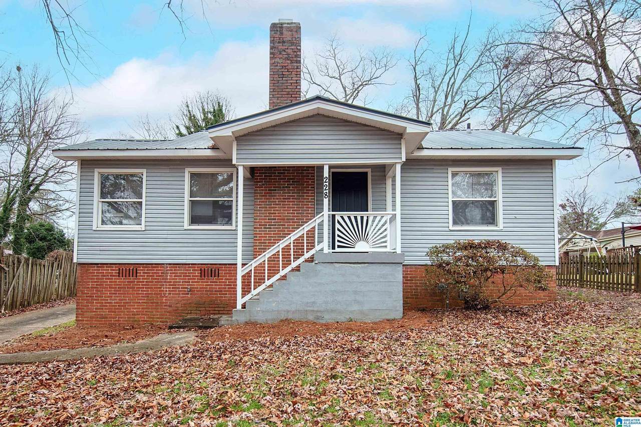 228 Ridgeway Road - Photo 1