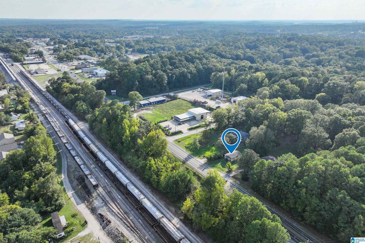 7484 Highway 31 - Photo 1