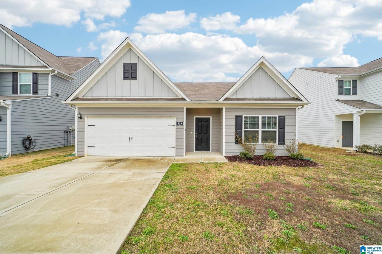 519 Clover Circle - Photo 1