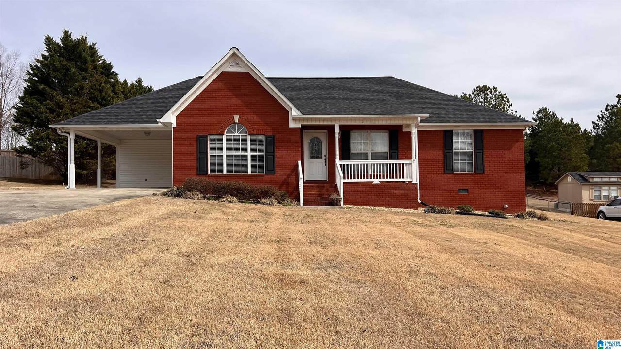 902 Ridgeway Drive - Photo 1
