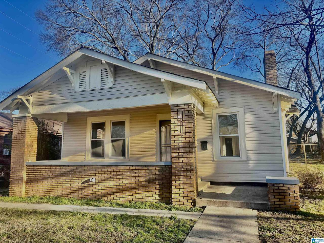 1753 Lee Avenue - Photo 1
