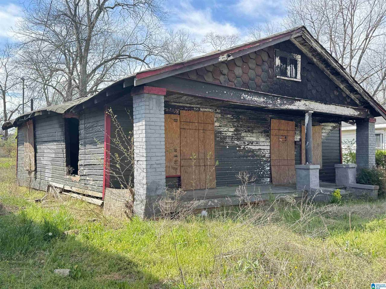 41 4TH AVENUE - Photo 1