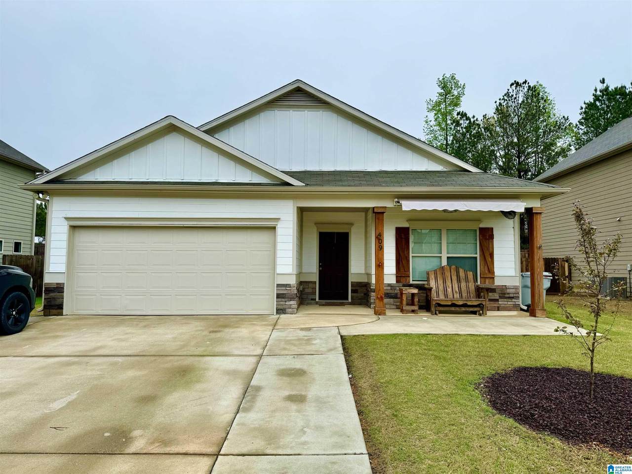 409 Springs Crossing Drive - Photo 1