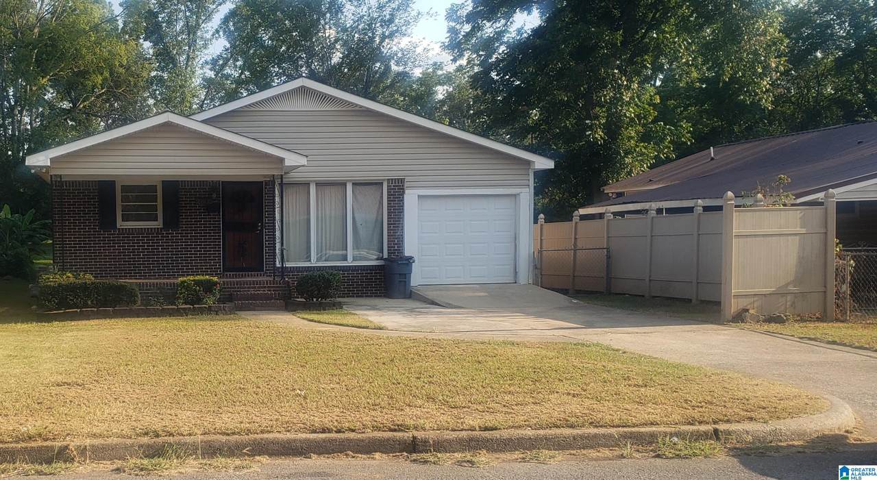 2805 Snavely Avenue - Photo 1