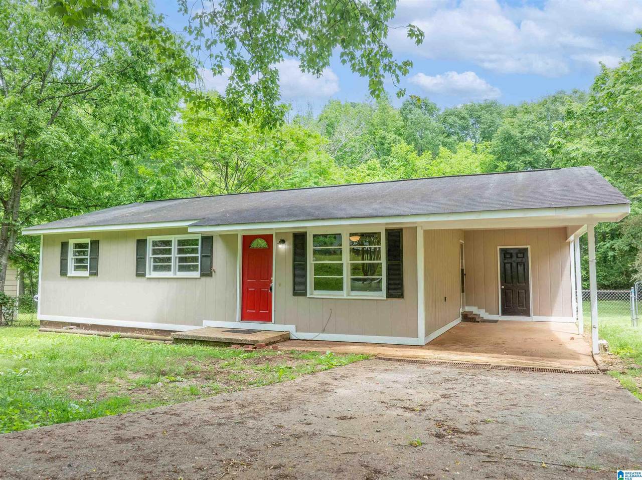 619 Alexandria Road - Photo 1