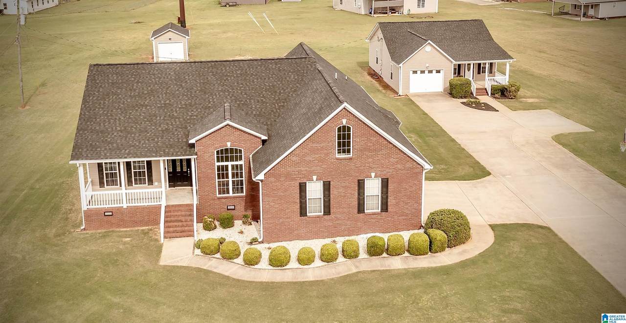145 Cameron Court - Photo 1
