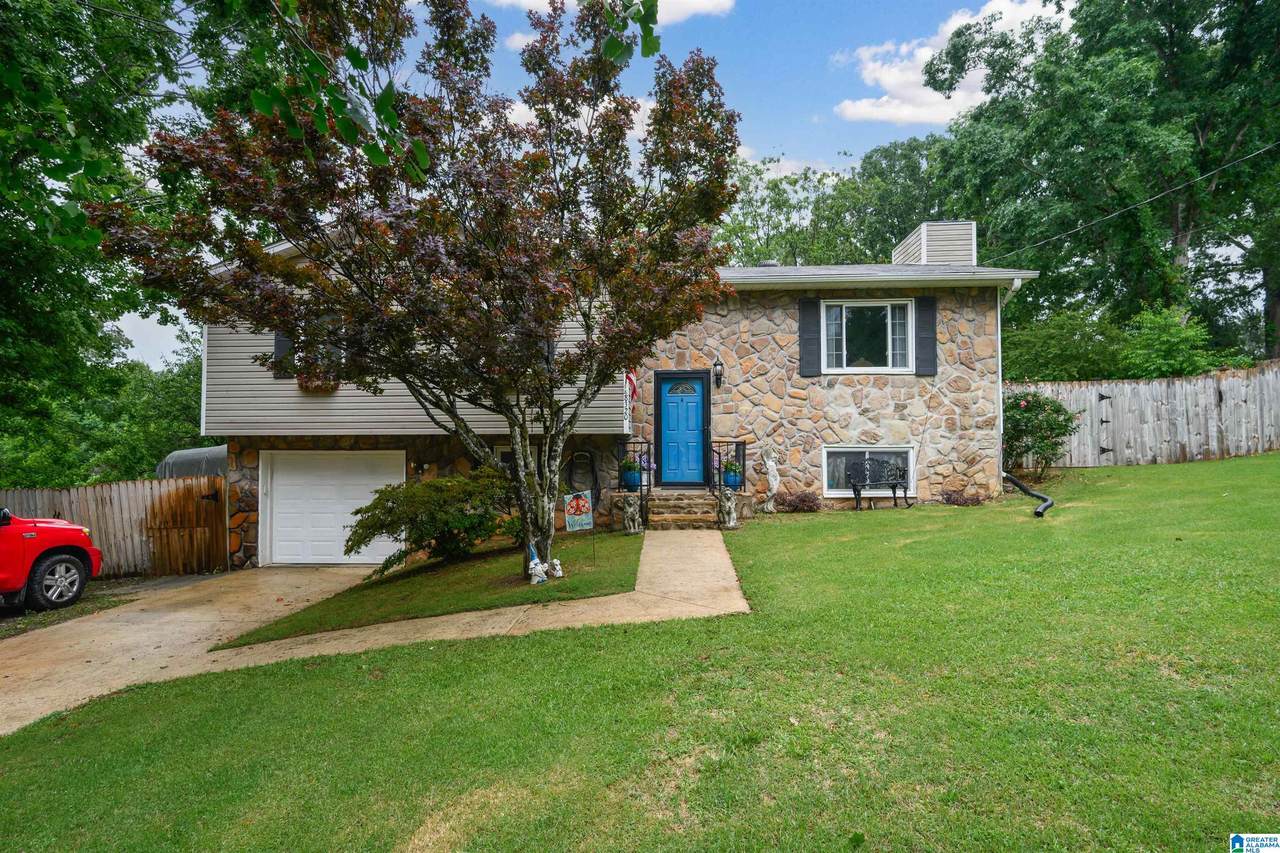 8320 Country Circle - Photo 1