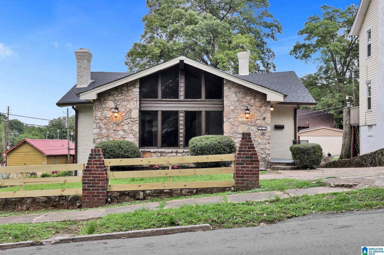 809 15TH STREET - Photo 1