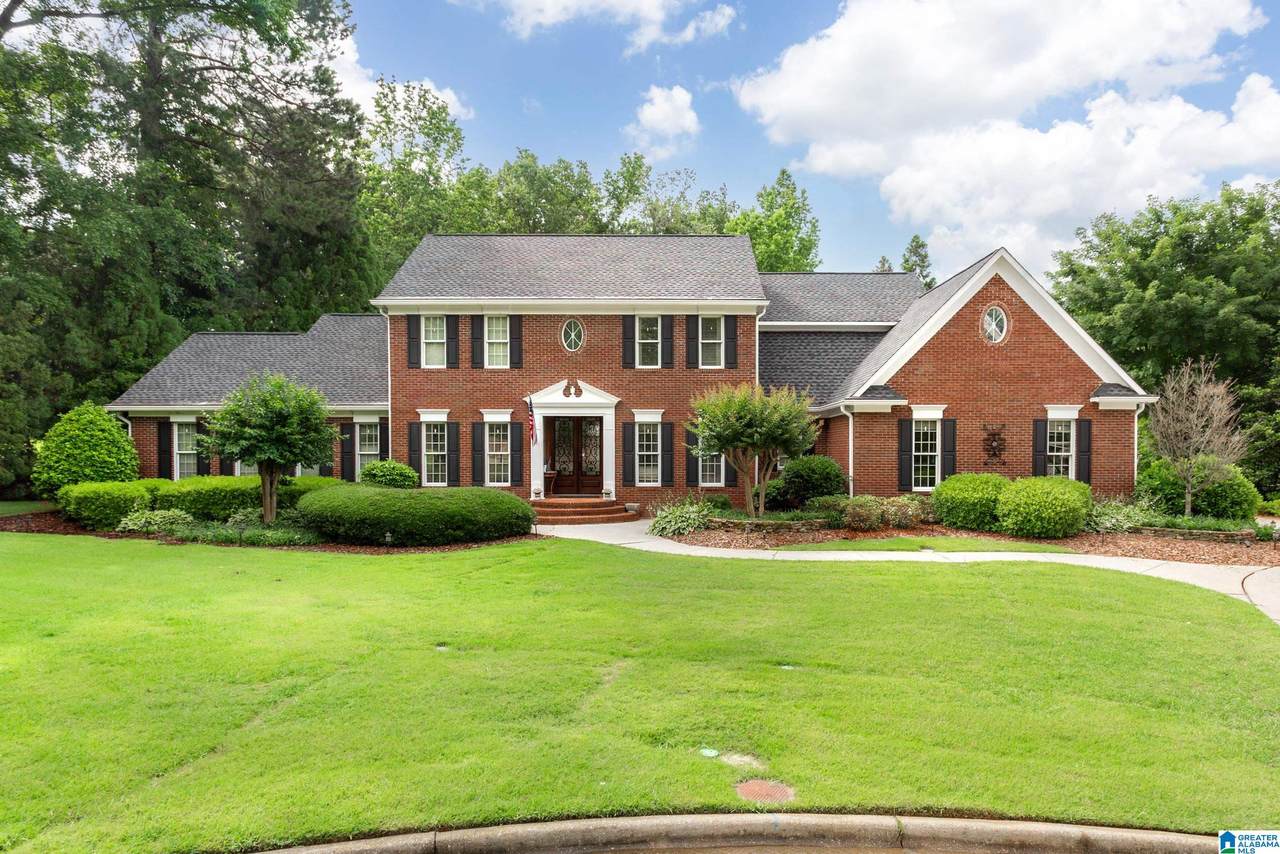 14 Country Squire Road - Photo 1