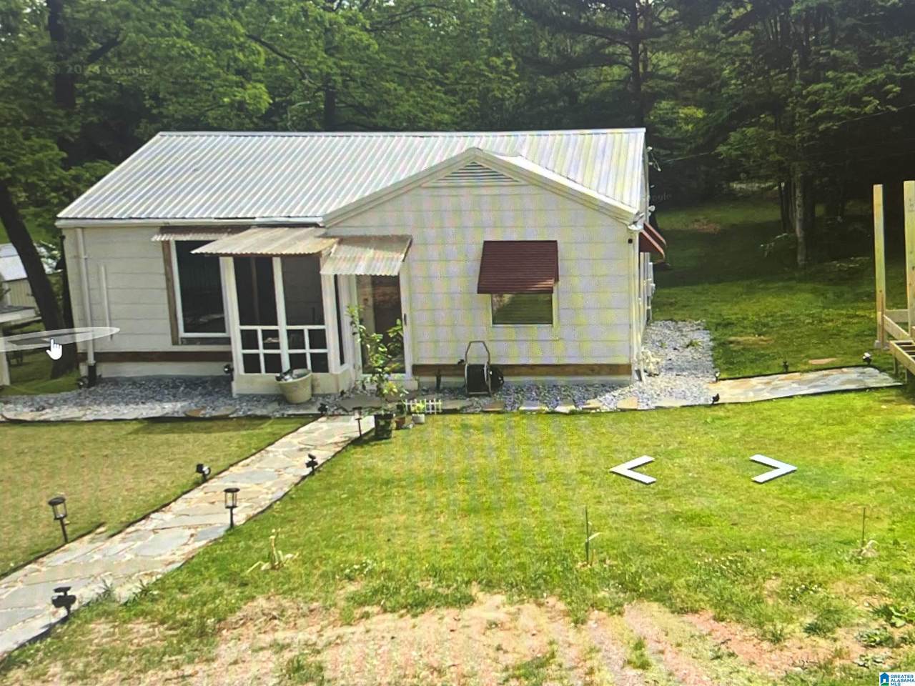 1135 Berry Street - Photo 1