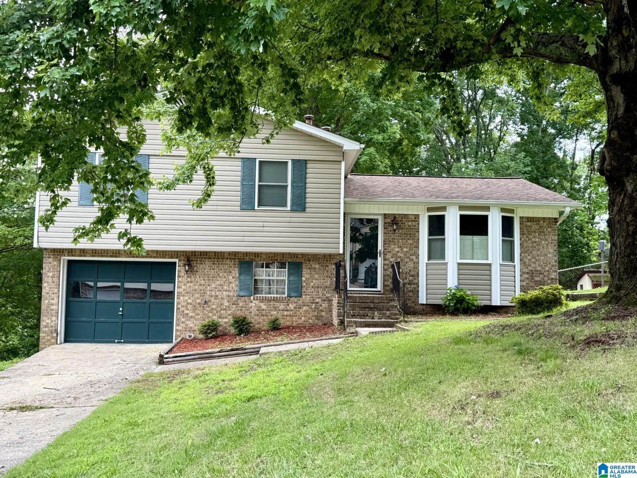 1755 Sonia Drive - Photo 1
