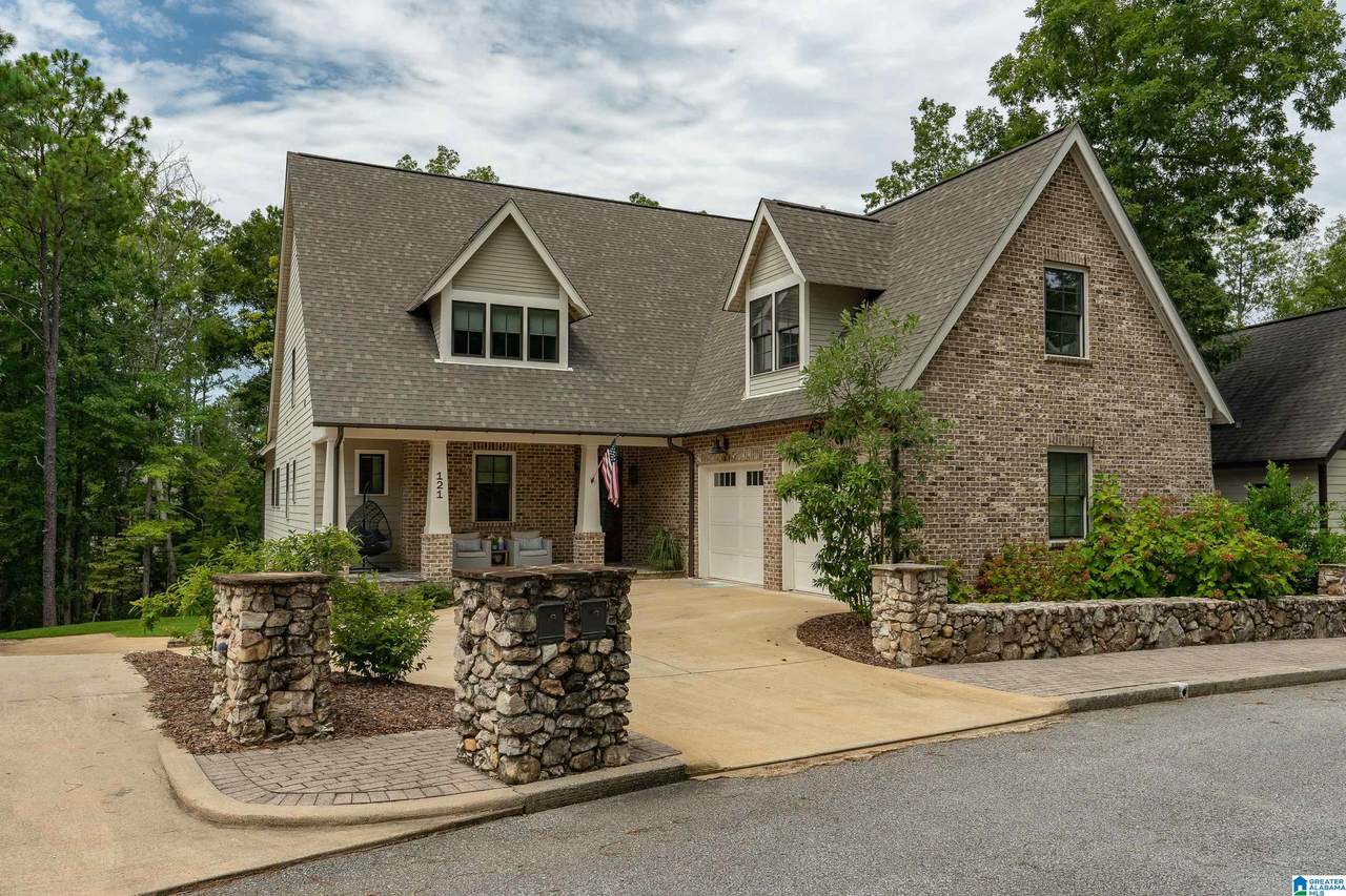 121 Elyton Drive - Photo 1