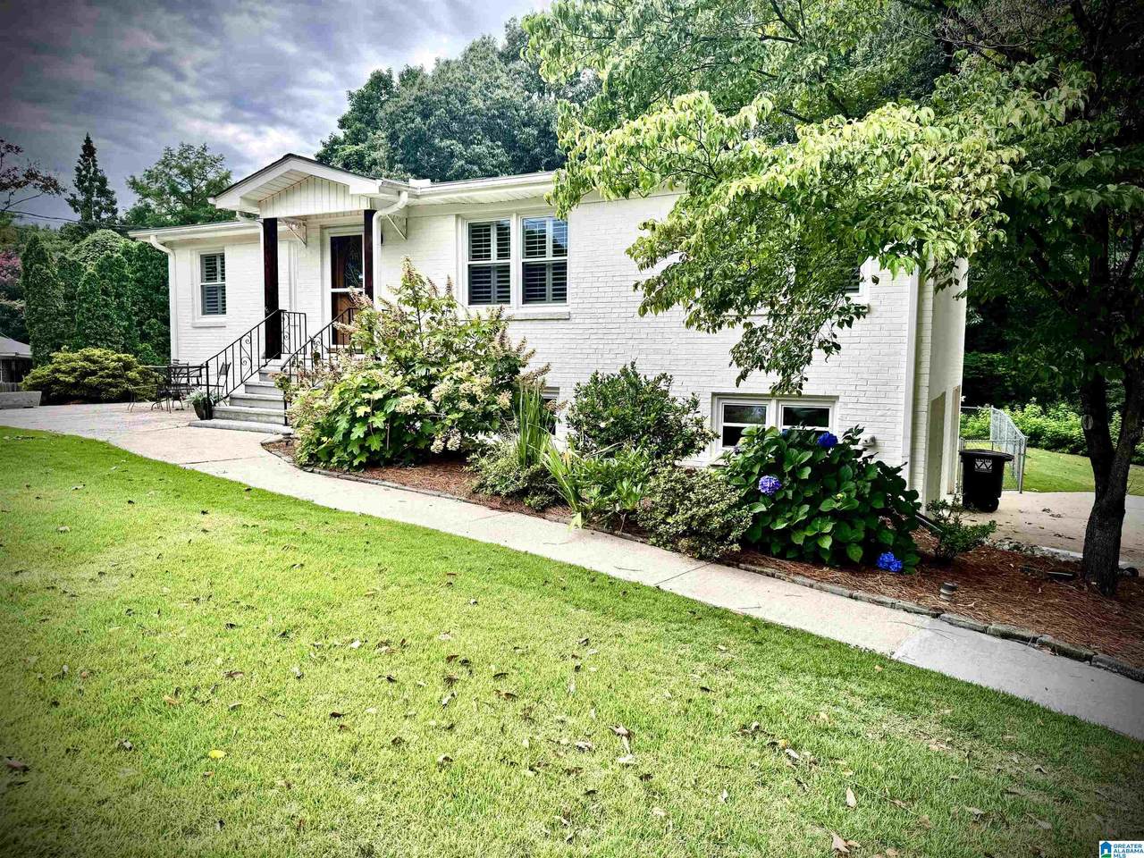 232 Lois Circle - Photo 1