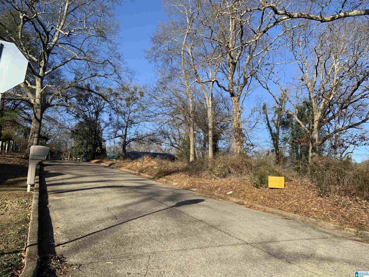 2401 Moore Avenue - Photo 1