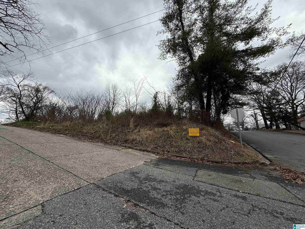 2900 Gurnee Avenue - Photo 1