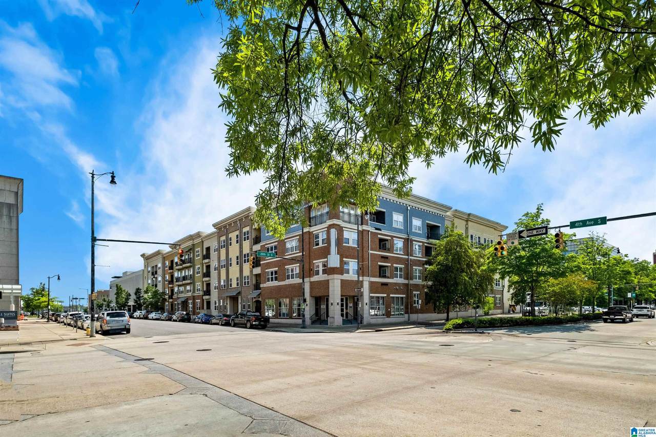 401 20TH STREET - Photo 1