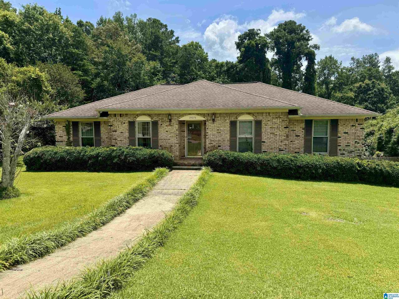 1406 Virginia Avenue - Photo 1