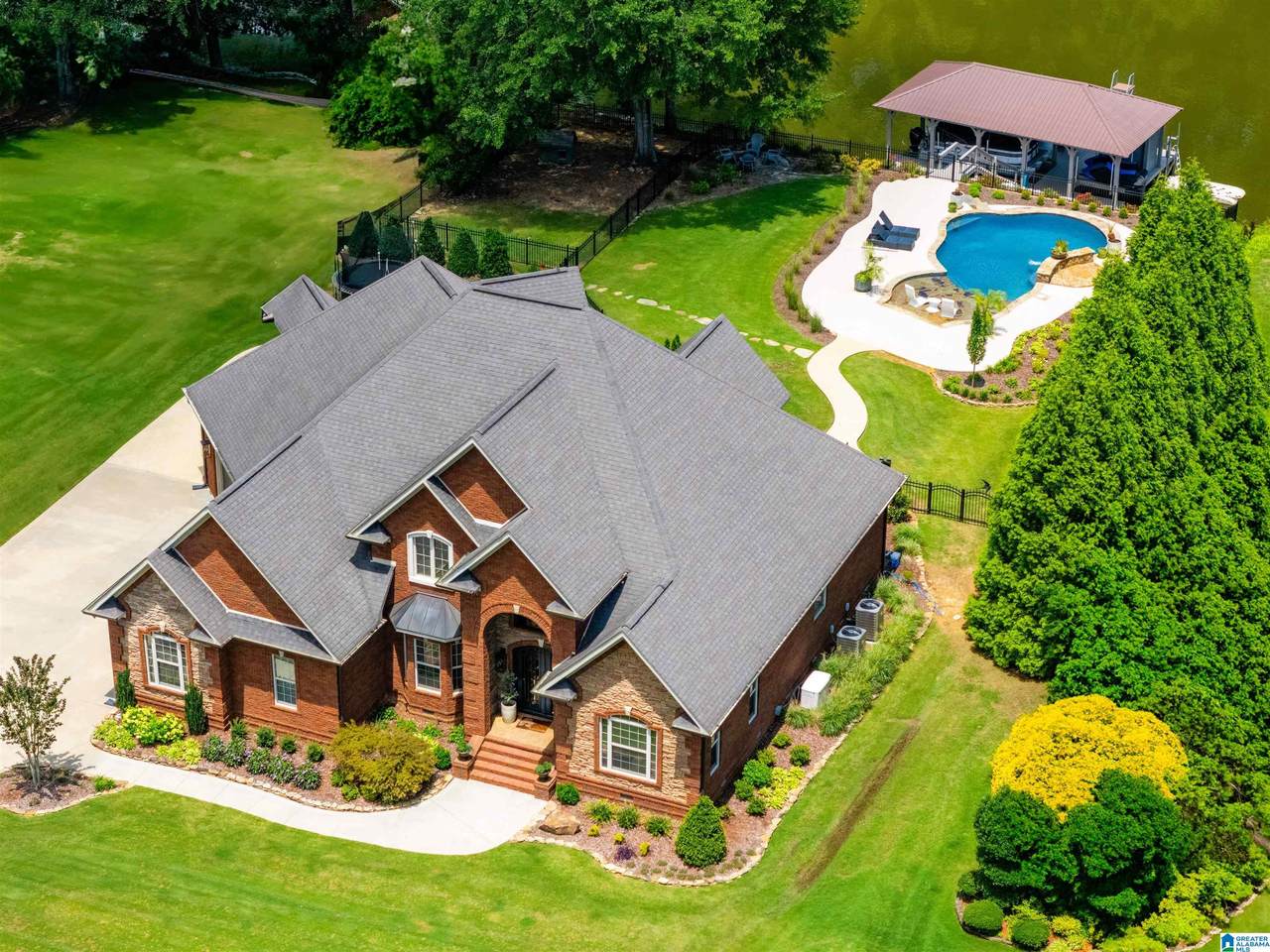 2401 Veranda Trace - Photo 1