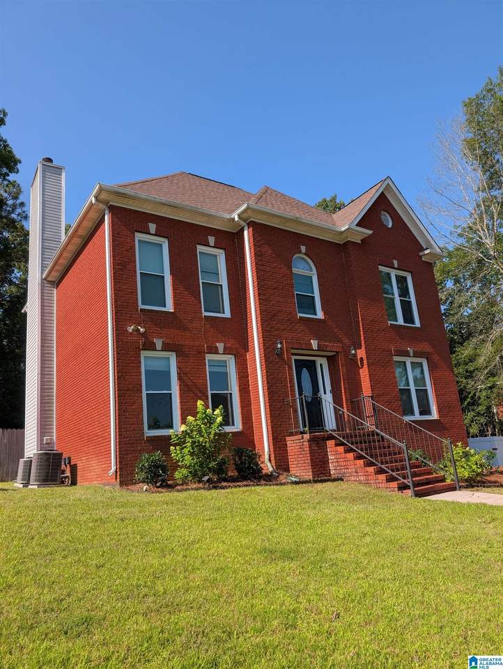 137 Broadmoor Lane - Photo 1