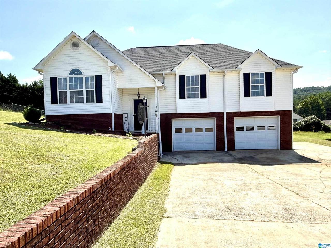 908 Ransome Drive - Photo 1