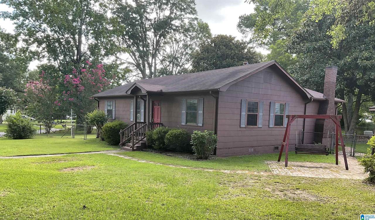 140 David Road - Photo 1