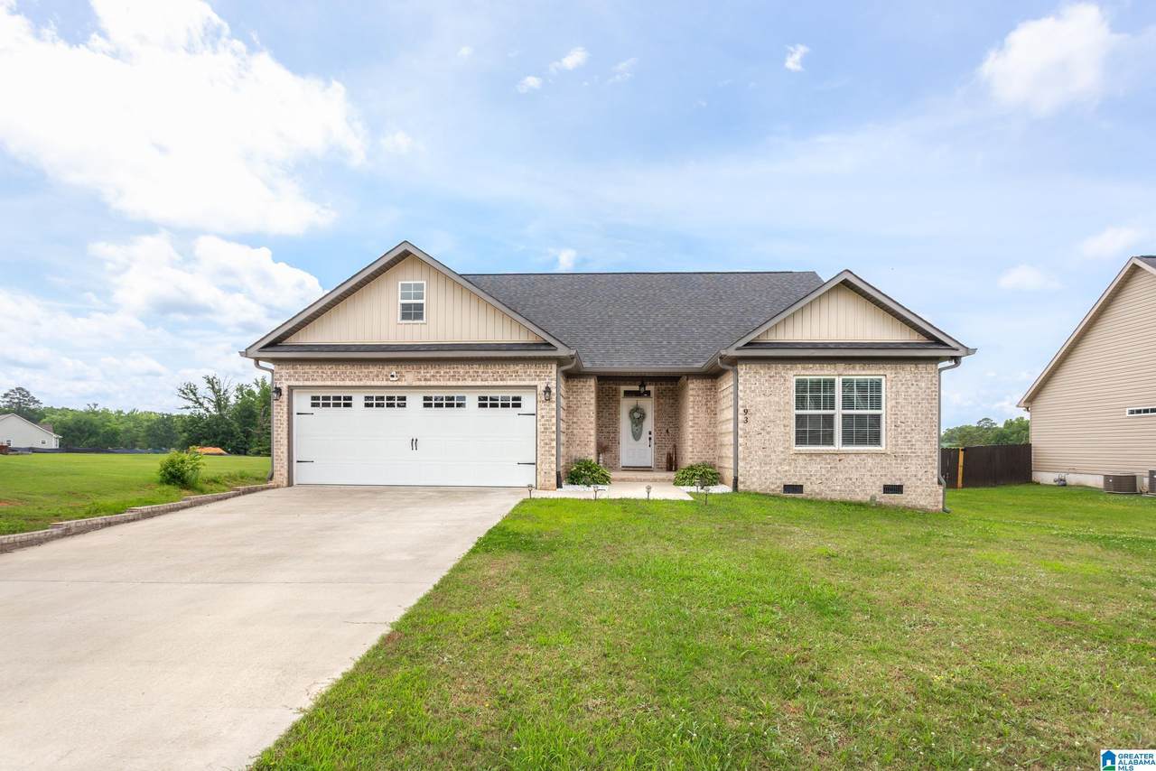 93 Chloe Drive - Photo 1