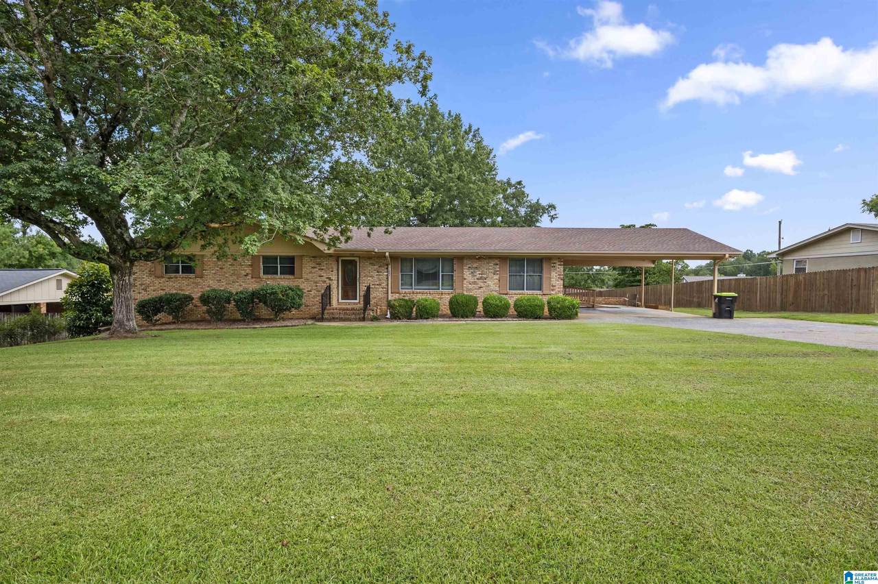 1002 Kingston Drive - Photo 1